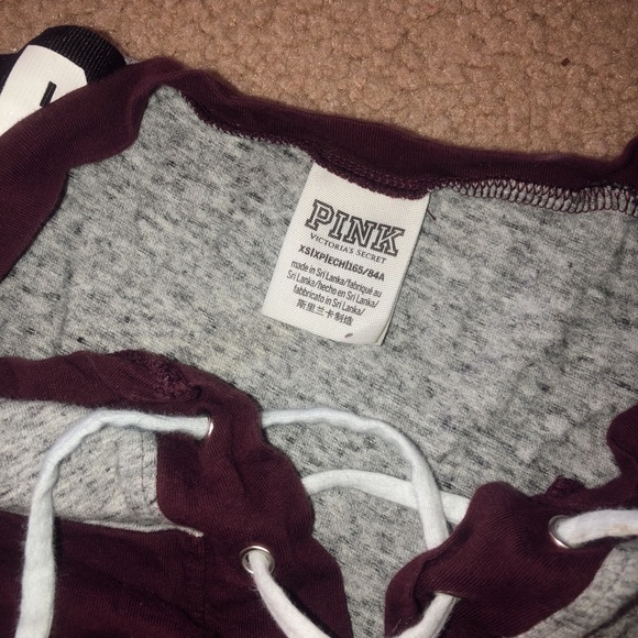 Maroon PINK short sleeve shirt! - Picture 2 of 5